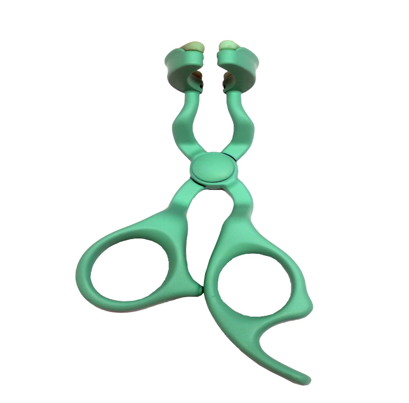 컬러 콘택트렌즈 보조제